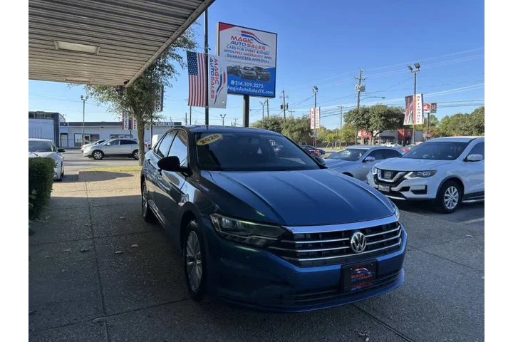 $17999 : 2020 Jetta R-Line image 3