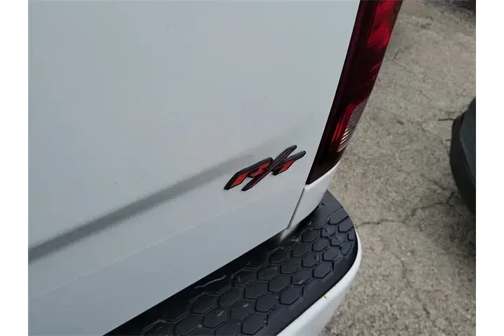 Ram 1500 2013 4x2 R/T Sport image 10
