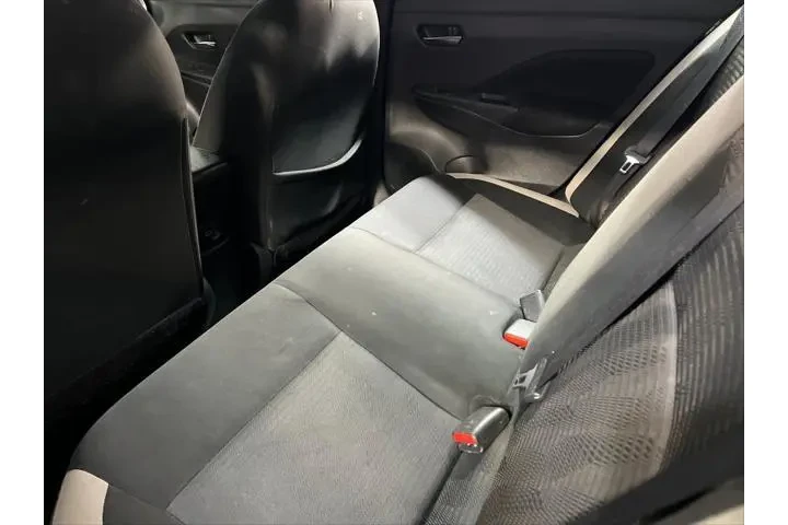 $10999 : Nissan Versa 2021 SV 4dr Sed image 5