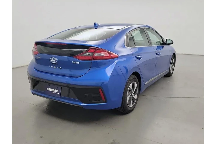 $12998 : Hyundai IONIQ Hybrid 2017 SE image 5