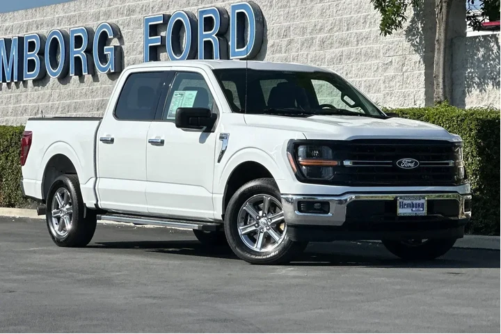 $39005 : Ford F-150 2025 4x2 XLT 4dr image 2