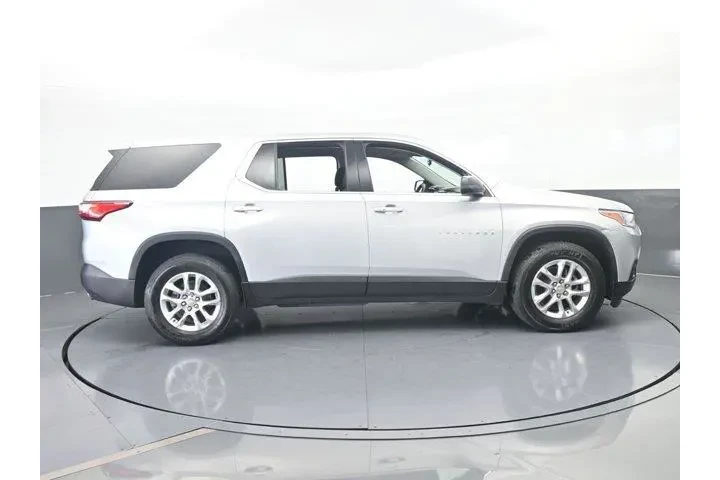 $18050 : Chevrolet Traverse 2021 LS 4 image 7