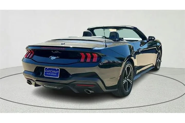 $33767 : Ford Mustang 2024 EcoBoost 2 image 3