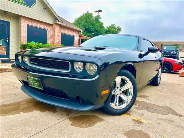 $11987 : 2014 DODGE CHALLENGER SXT image 3