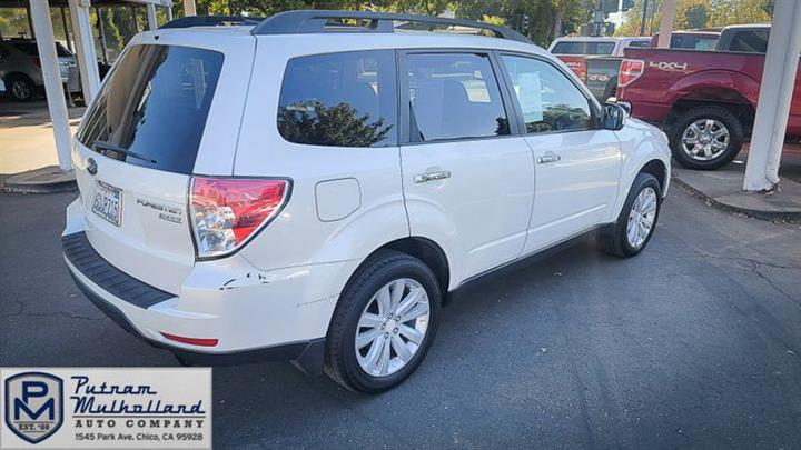 2012 Forester 2.5X Limited image 8