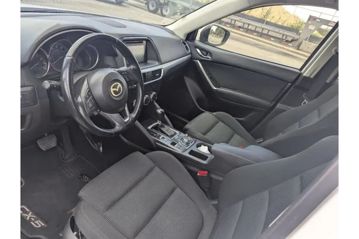 $10490 : 2016 CX-5 Touring image 7