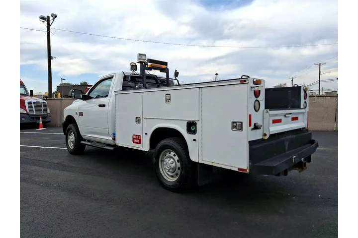 $27900 : 2012 RAM 3500 Regular Cab 4WD image 4