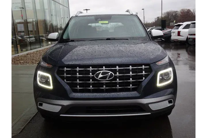 $15865 : Hyundai VENUE 2021 Denim 4dr image 7