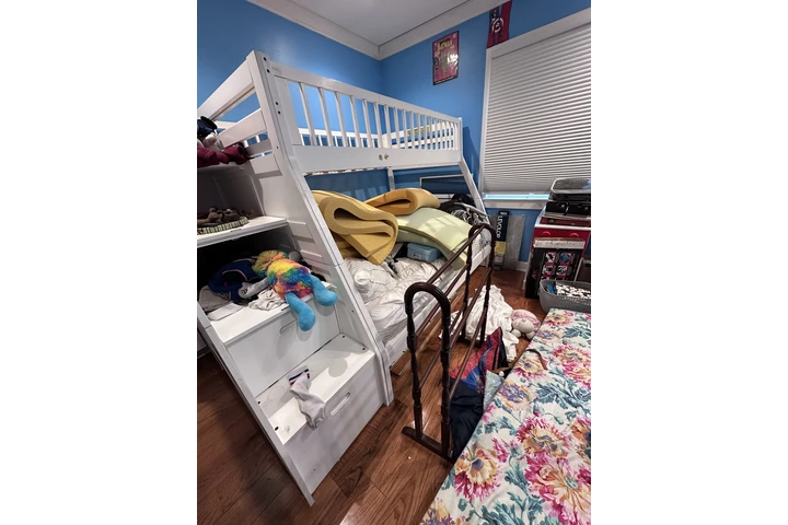 Metanoia cleaning service image 3