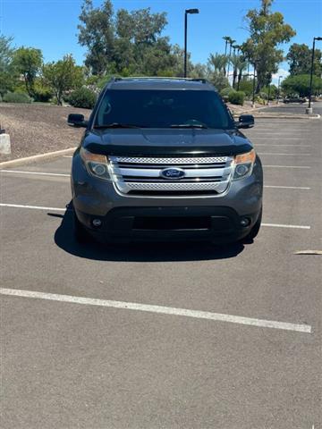 $8995 : 2014 Explorer XLT image 1