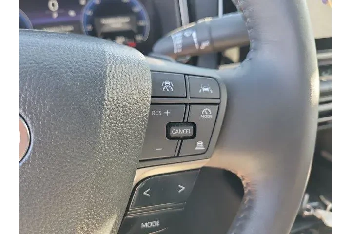 $37349 : Toyota Camry 2025 SE 4dr Sed image 7