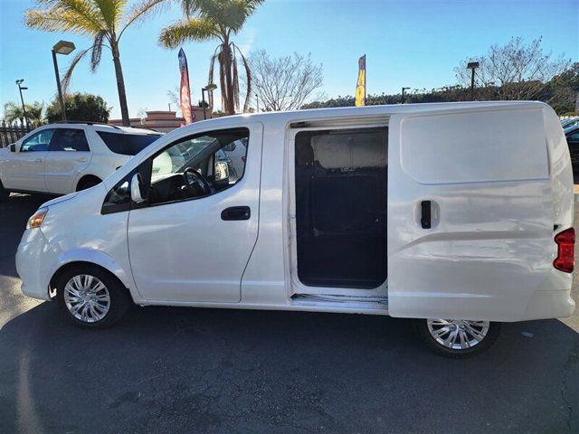 $15995 : 2016 NV200 image 5