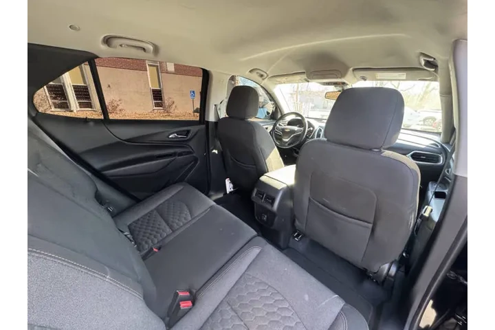 $8500 : 2020 Equinox LT image 9