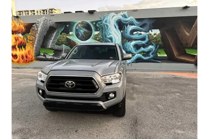 $24495 : 2020 Tacoma SR5 V6 image 3