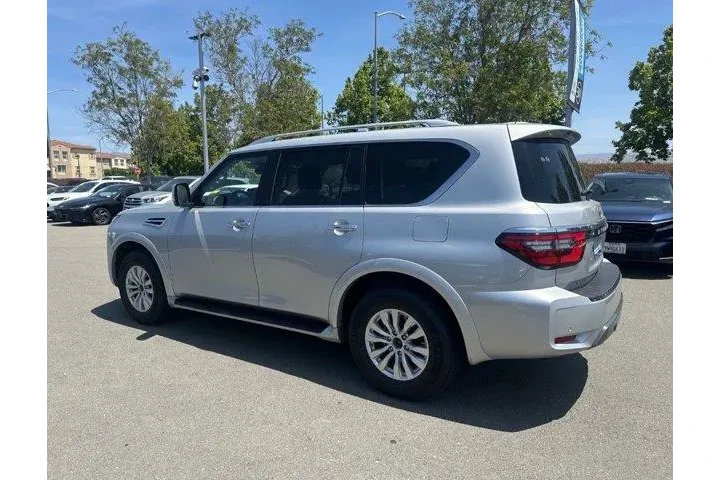 $36998 : Nissan Armada 2024 4x4 SV 4d image 4