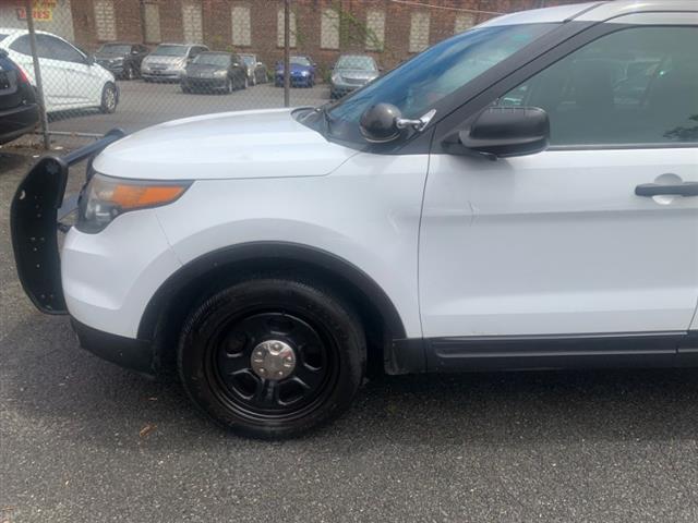 $10999 : Used 2015 Utility Police Inte image 9