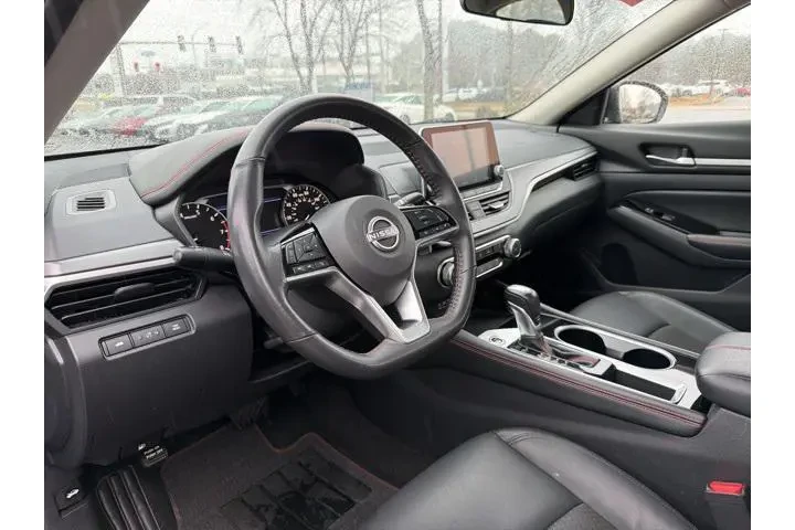 $22233 : Nissan Altima 2025 2.5 SR 4d image 9