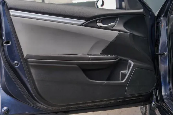 $19999 : Honda Civic 2020 LX 4dr Seda image 9