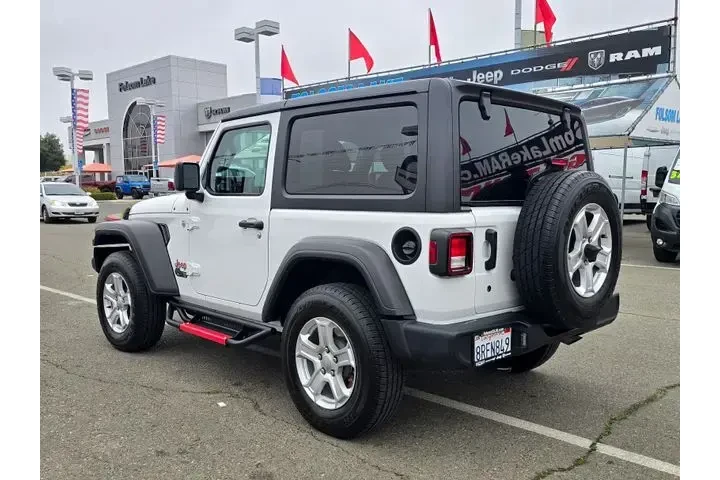 $21900 : Jeep Wrangler 2020 4x4 Willy image 6