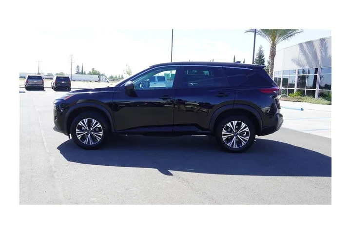 $22500 : 2023 Rogue SV image 10