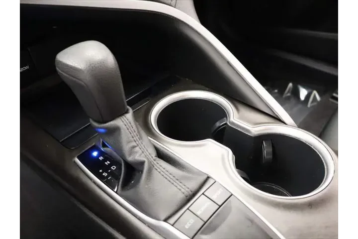 $20217 : Toyota Camry 2022 LE 4dr Sed image 9