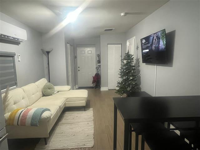 $1600 : Apartamento privado image 1