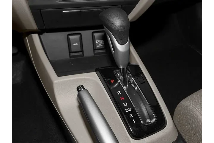 $7416 : Honda Civic 2013 LX 4dr Seda image 10