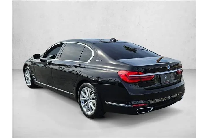 $17995 : BMW 7 Series 2018 AWD 740e x image 8