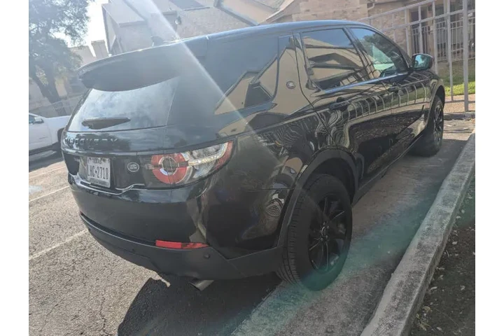 $10990 : 2016 Land Rover Discovery Spo image 6
