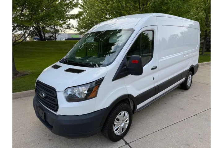 $1 : 2019 Transit 250 image 4