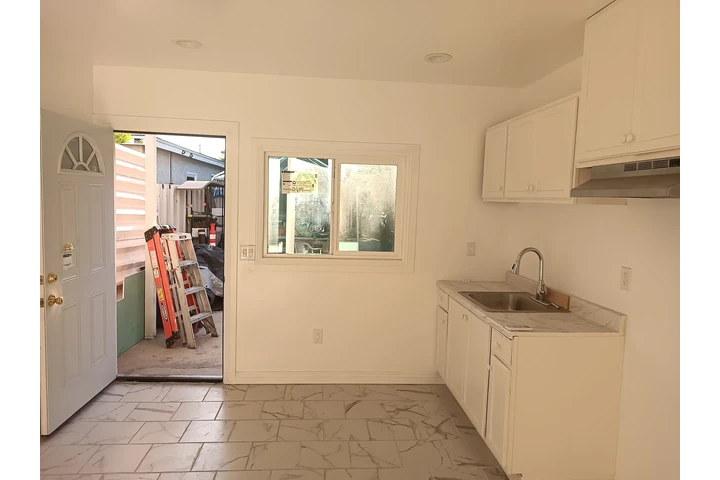 $1500 : ✨ ¡Impecable Studio en Renta✨ image 2