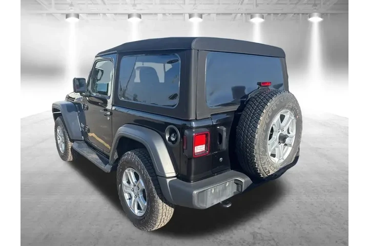 $23500 : Jeep Wrangler 2018 4x4 Sport image 6