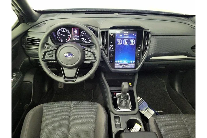 $31998 : Subaru Forester 2025 AWD Pre image 9