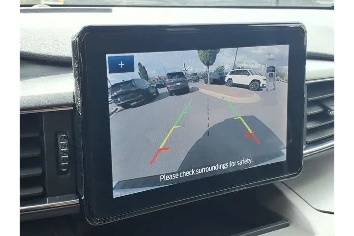 $28897 : Ford Explorer 2024 AWD XLT 4 image 10