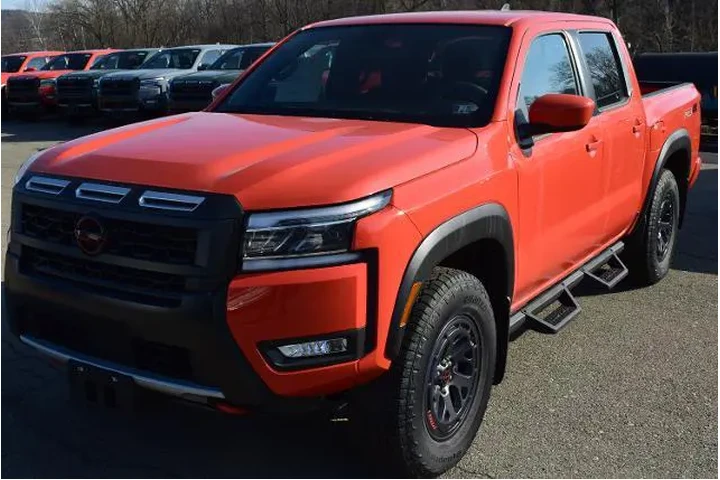 $39900 : Nissan Frontier 2025 4x4 PRO image 5