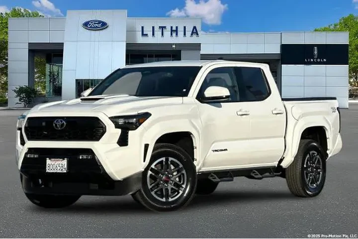 $39000 : Toyota Tacoma 2024 4x4 TRD S image 1