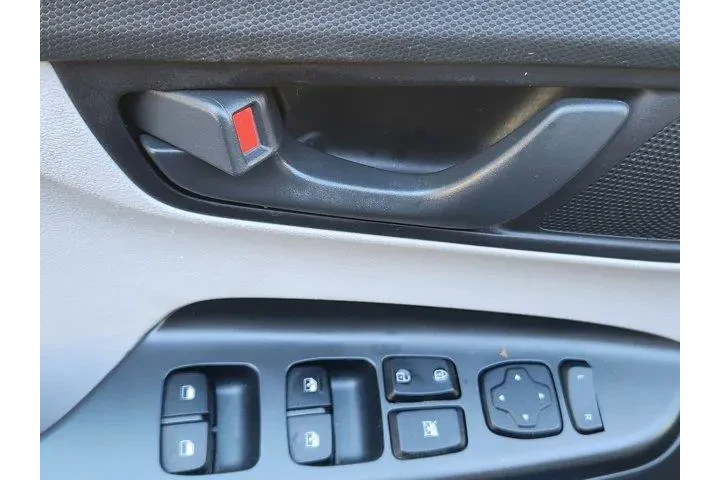 $20997 : Hyundai KONA 2023 SEL 4dr Cr image 9