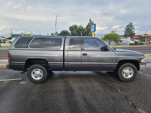 $11999 : 2002 Ram 2500 SLT Truck image 8