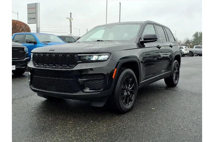$32500 : Jeep Grand Cherokee 2024 4x4 image 3