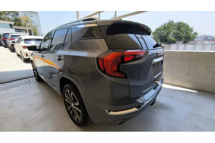 $449000 : GMC Terrain Denali 2021 image 5