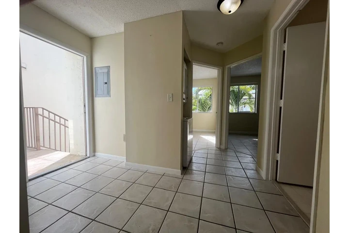 $2500 : Apartamento para la renta image 5