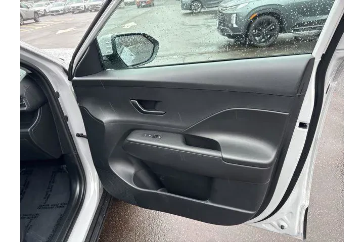 $27495 : Hyundai KONA 2026 SE AWD 4dr image 8