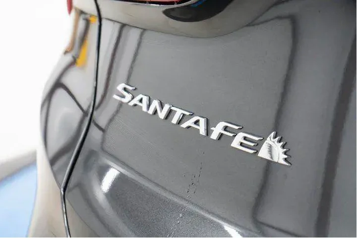 $26576 : Hyundai SANTA FE 2023 SEL 4d image 7