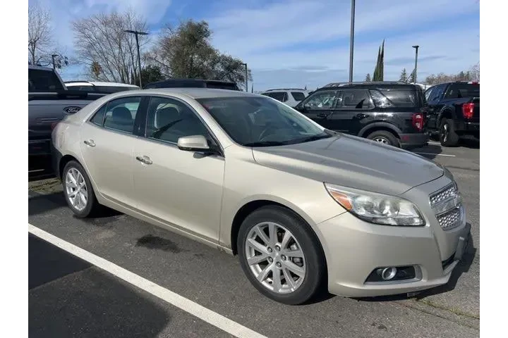 $11988 : Chevrolet Malibu 2013 LTZ 4d image 2