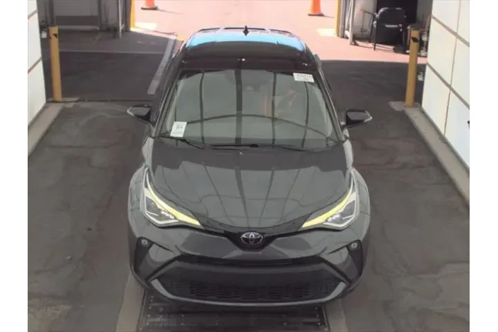 $22690 : Toyota C-HR 2022 XLE 4dr Cro image 2