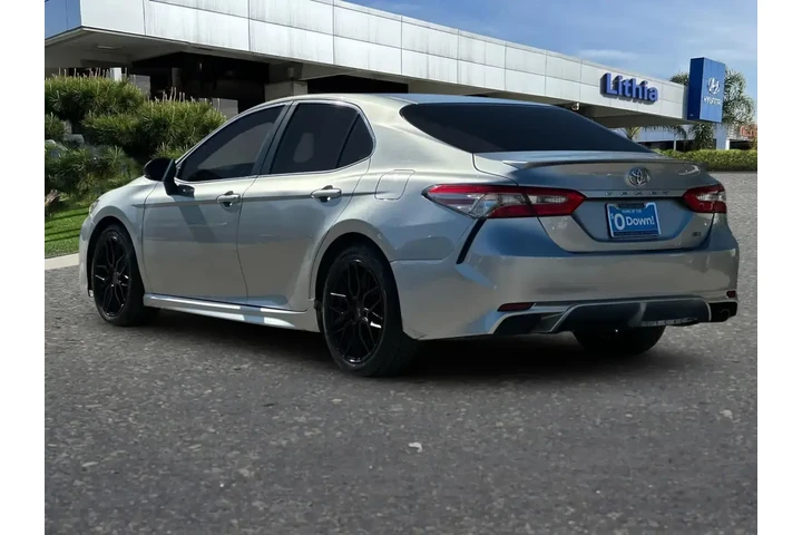 $10399 : Toyota Camry 2018 SE 4dr Sed image 7