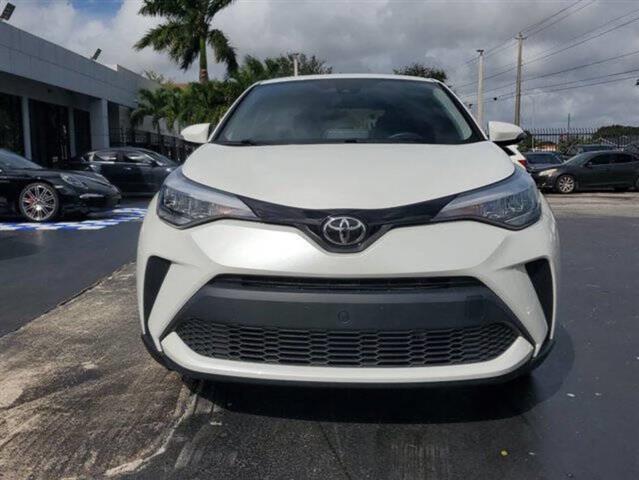 $20995 : 2020 Toyota C-HR image 4