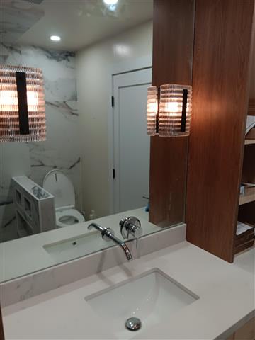 Bathroom remodeling image 1