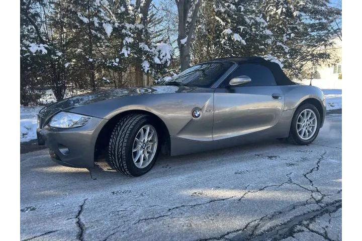 $10995 : 2003 BMW Z4 2.5i image 1