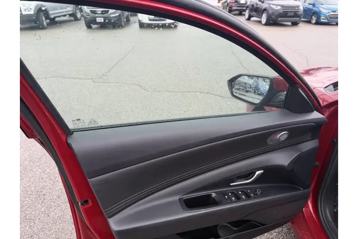 $17850 : 2025 Elantra SEL Convenience image 10